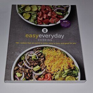 WW Weight Watchers Easy Everyday Cooking 100+ Recipes Quick to Make 2021